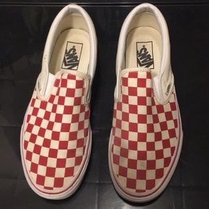 Vans classic slip-on red&white check
